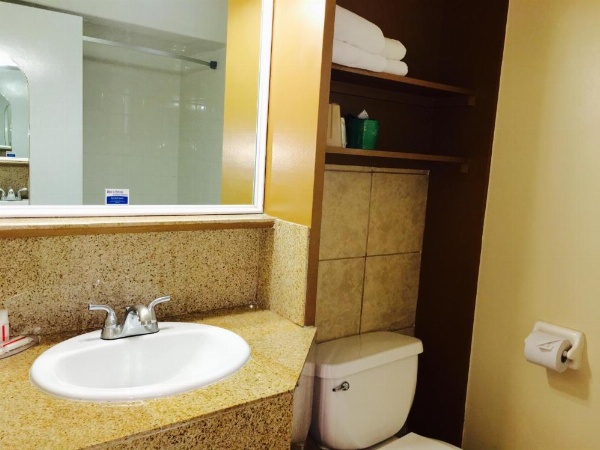 Pelican Inn image 92